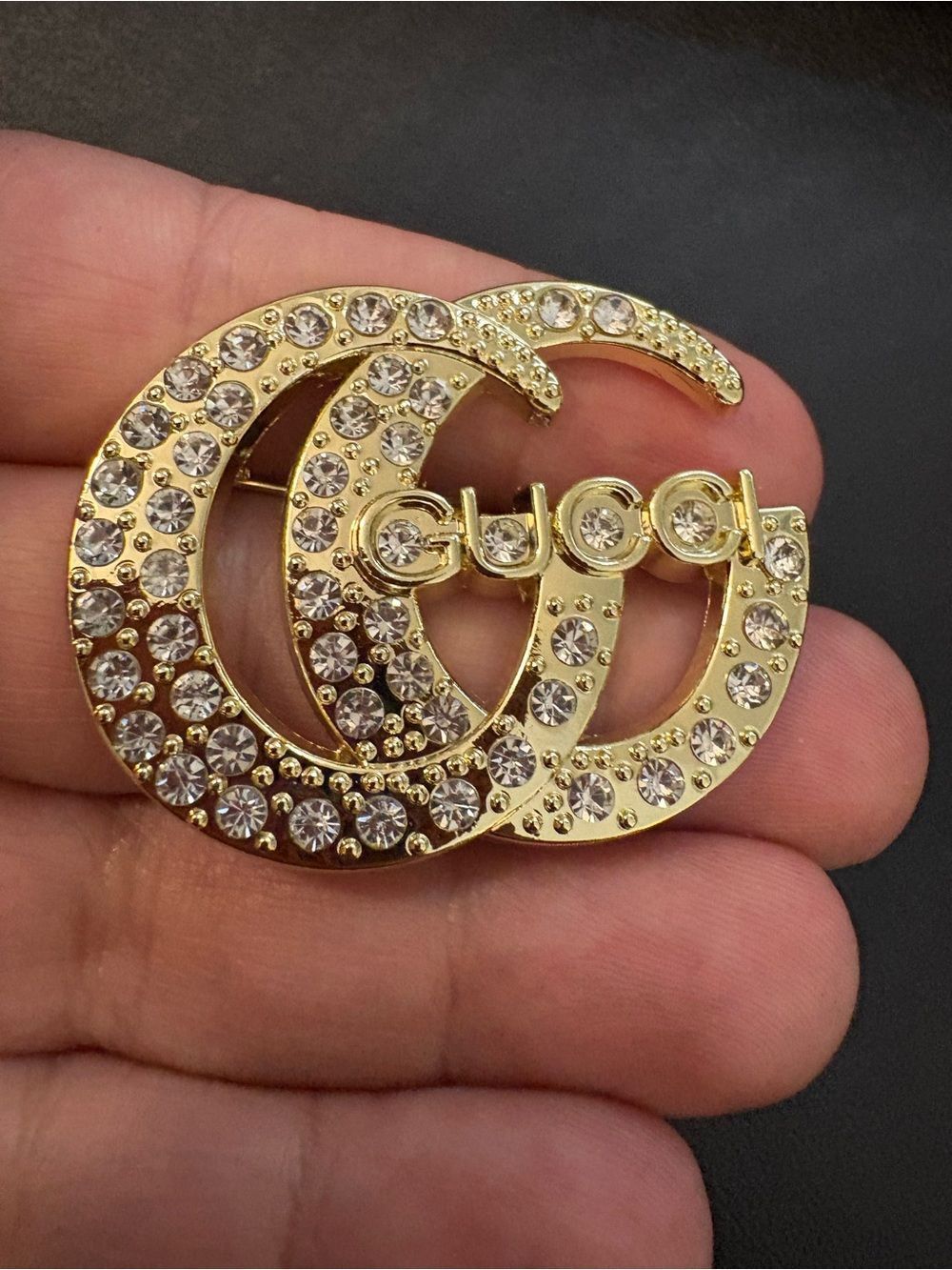New with box Gucci Gold tone Crystal Double G Brooch - Picture 3 of 7